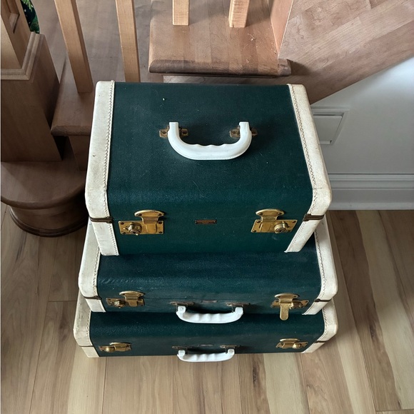 Beautiful vintage set of 3 suitcases by Christie Baggage Ltd. 1945-60 approx. - Picture 3 of 10